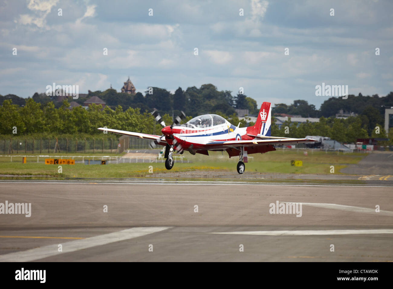 Raf tucano hi-res stock photography and images - Alamy