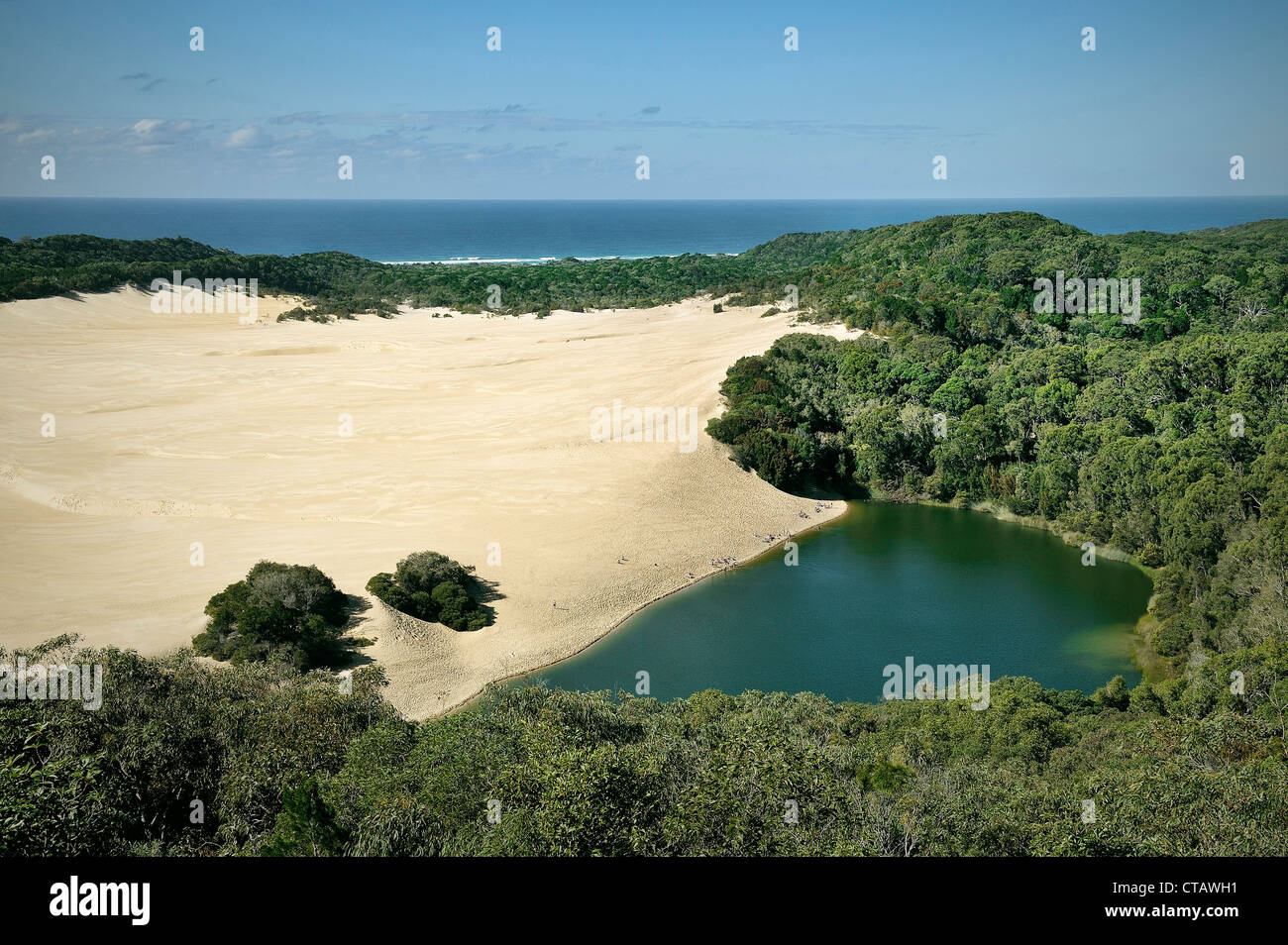 Sand island with Lake Wabby and dunes, sea, Fraser Island, UNESCO world herritage, Queensland, Australia Stock Photo