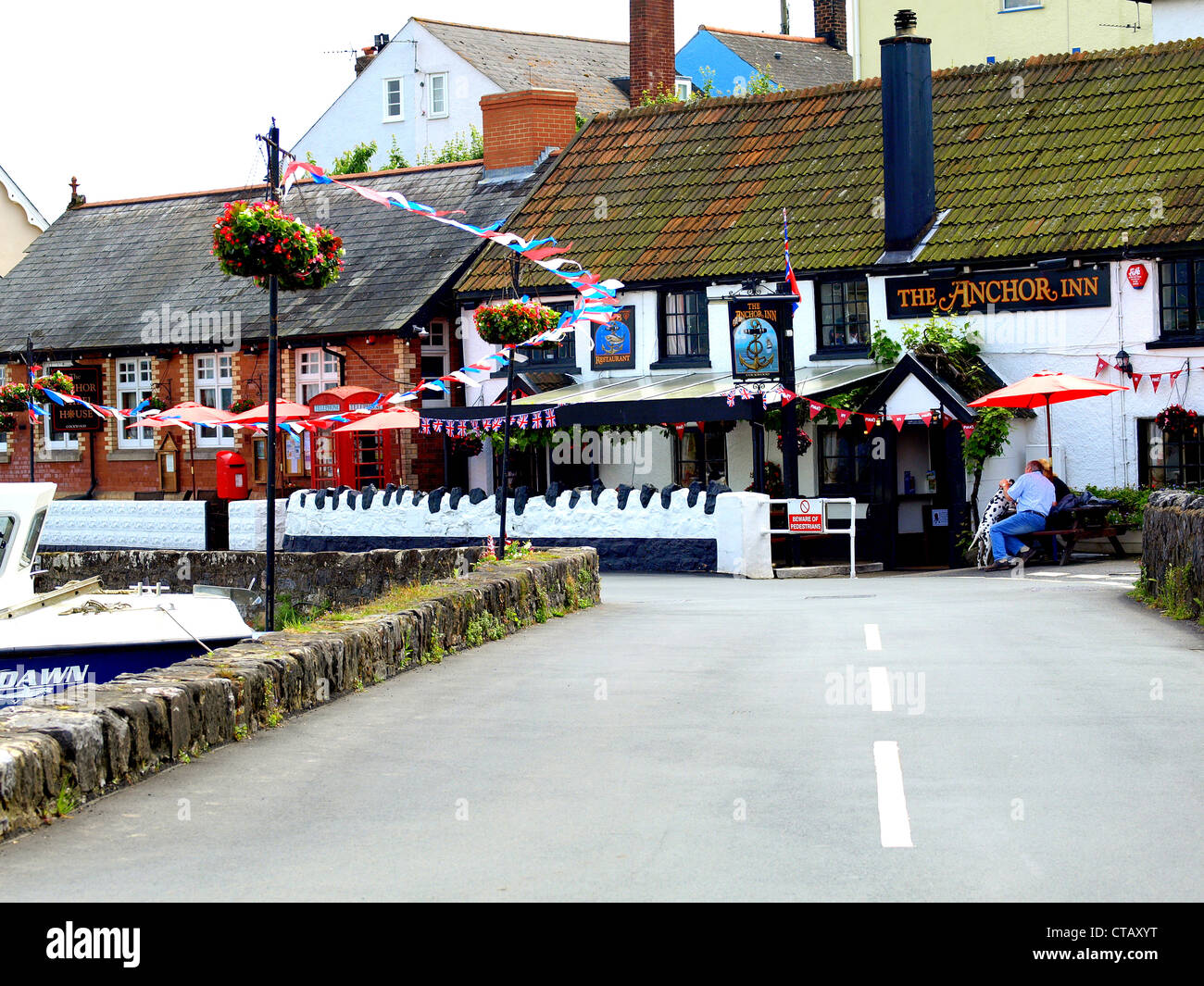 The quaint harbour side Anchor Inn and restaurant at Cockwood