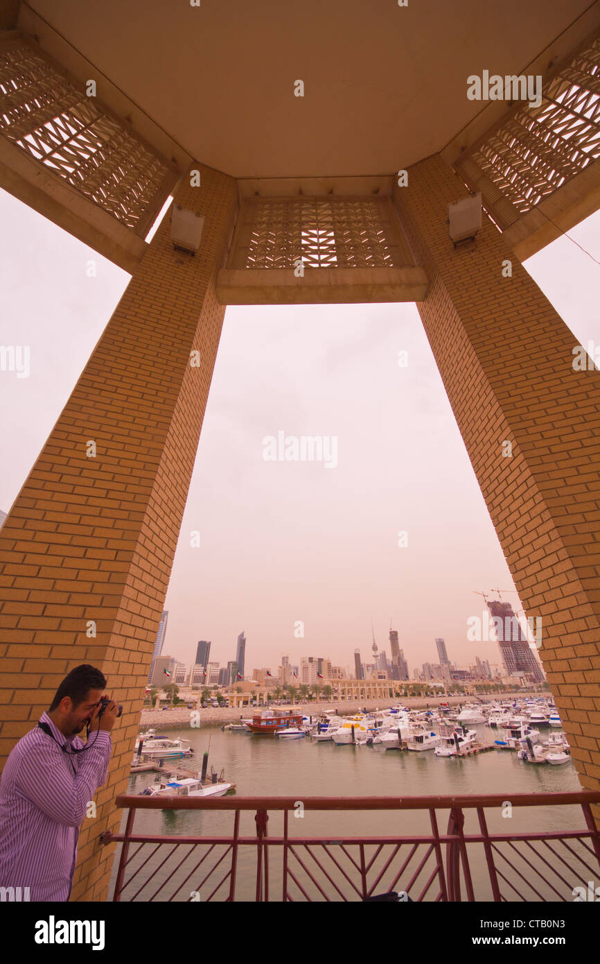 Kuwait city, marina , mall Stock Photo Alamy