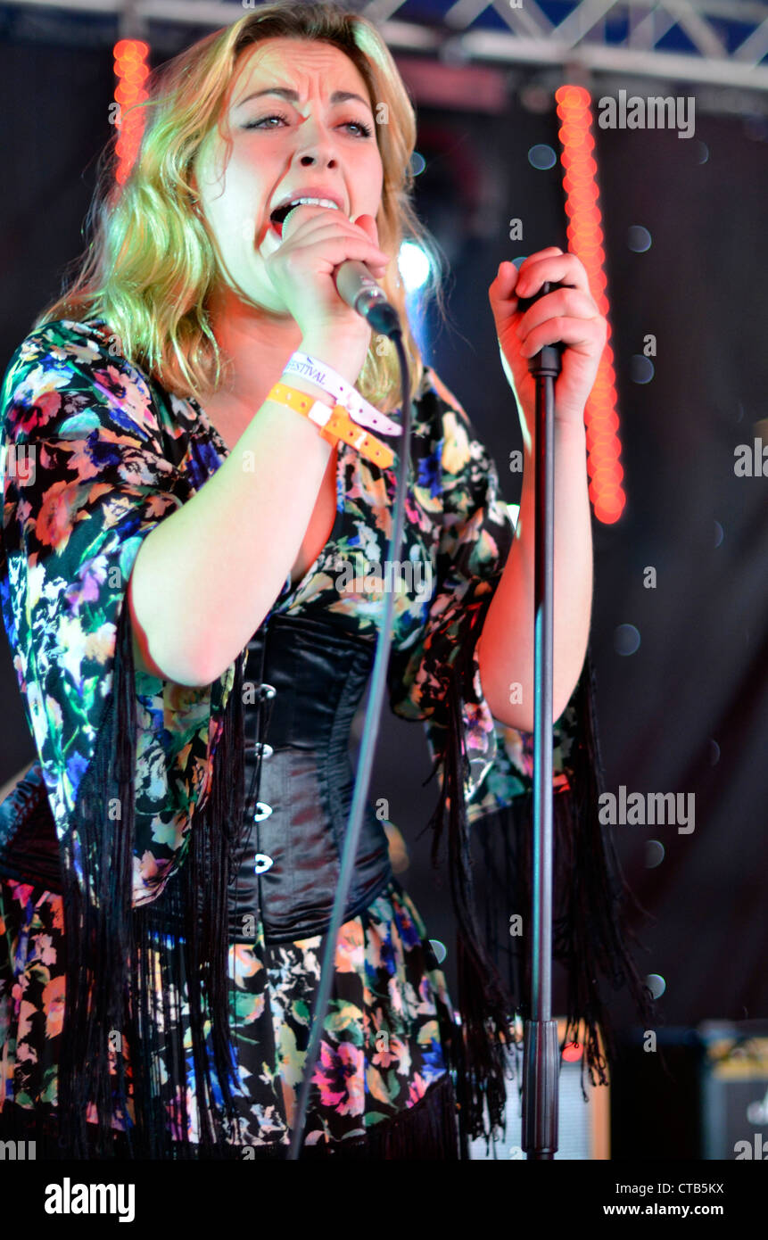 charlotte church singing at rock oyster festival cornwall united