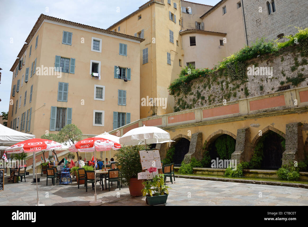 Place De L v ch Old Town Grasse C te D Azur Alpes Maritimes Place De L v ch Old Town Grasse C te D Azur Alpes Maritimes