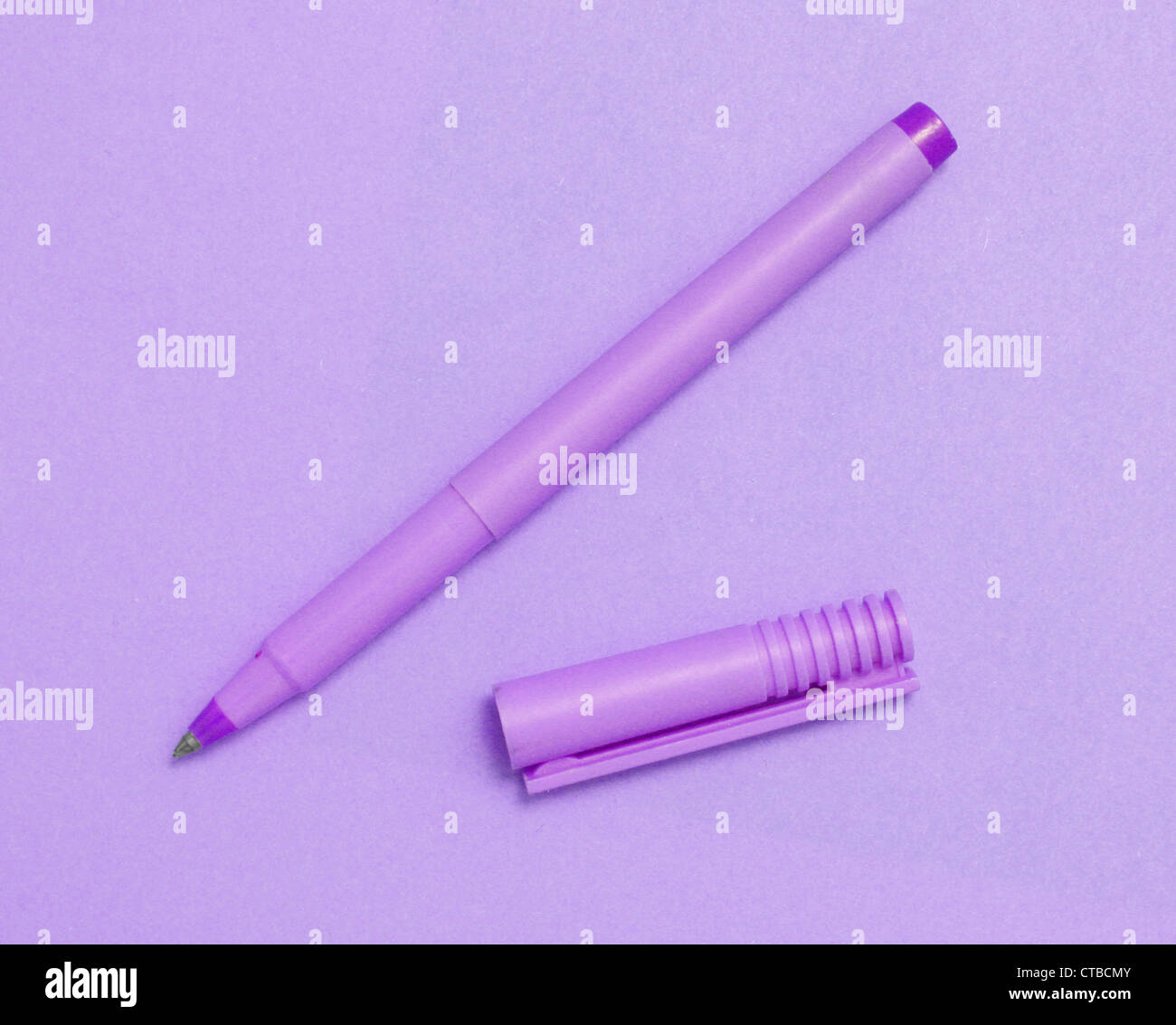 Purple highlighter hi-res stock photography and images - Alamy