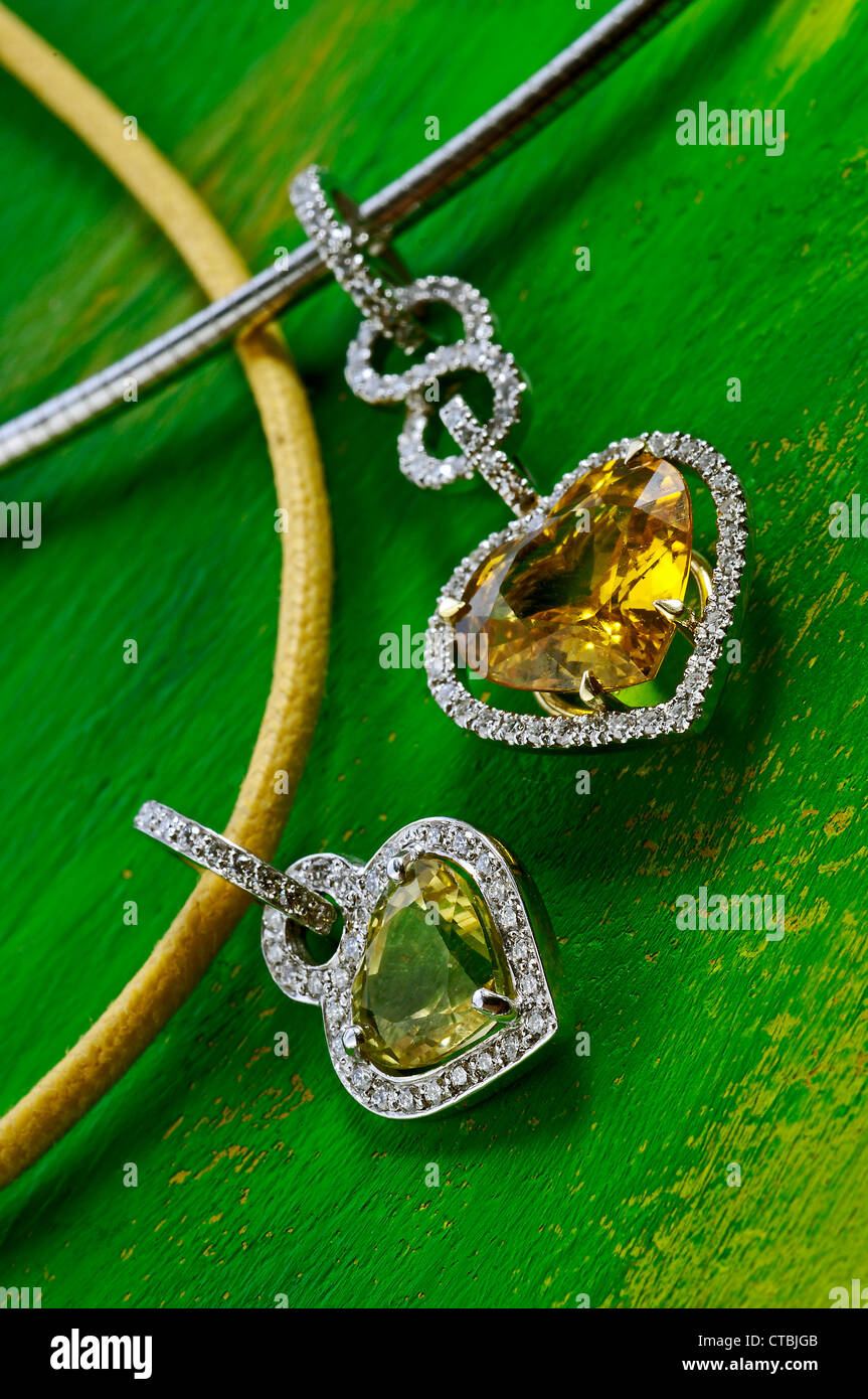 necklace in diamond, heart shape Stock Photo - Alamy