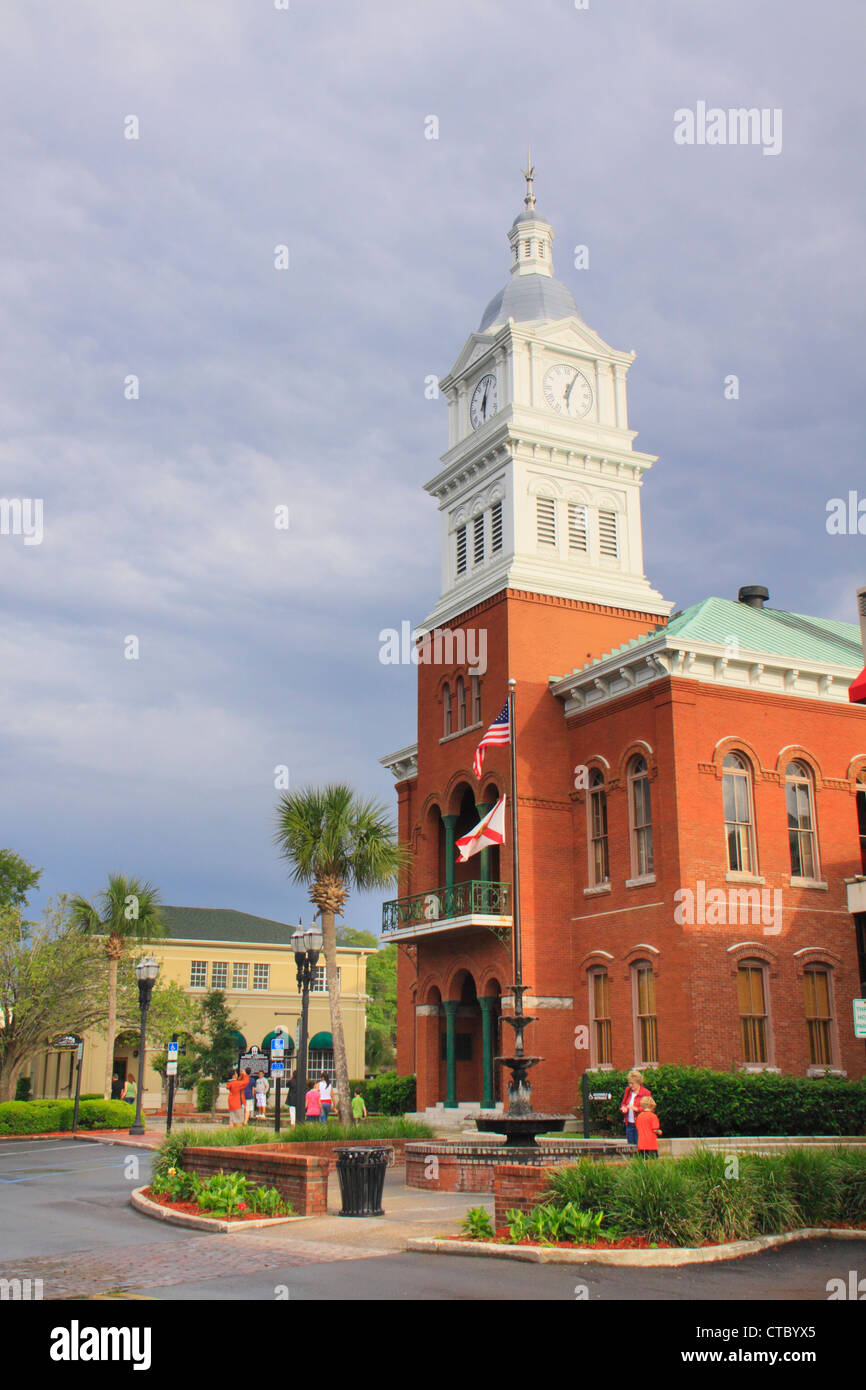 HISTORIC NASSAU COUNTY COURTHOUSE, HISTORIC DOWNTOWN, FERNANDINA BEACH, FLORIDA, USA Stock Photo