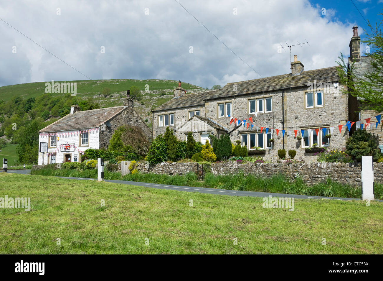 Cottages in the village in summer Buckden Upper Wharfedale North Yorkshire Dales National Park England UK United Kingdom GB Great Britain Stock Photo