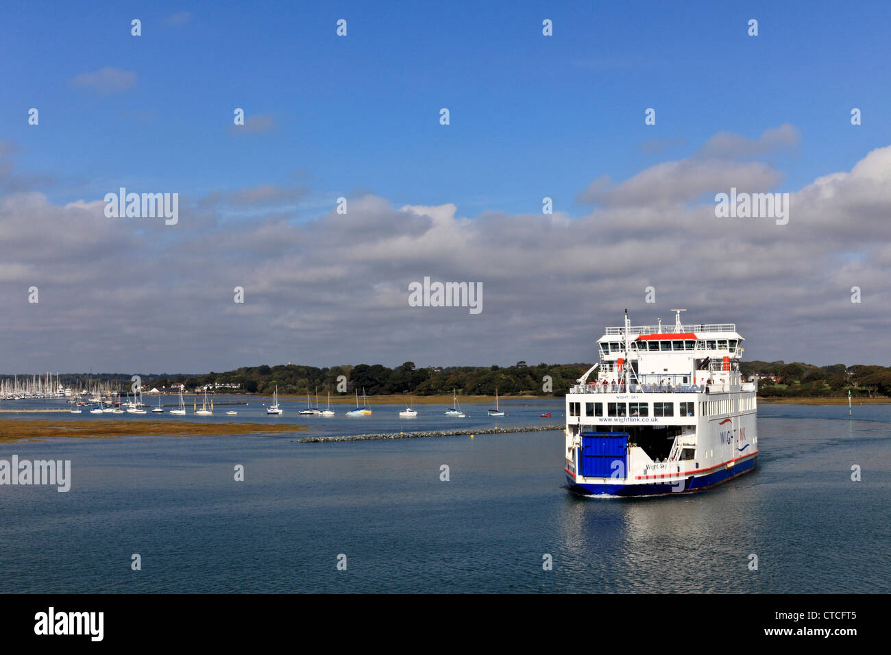 Lymington car ferry hi-res stock photography and images - Alamy