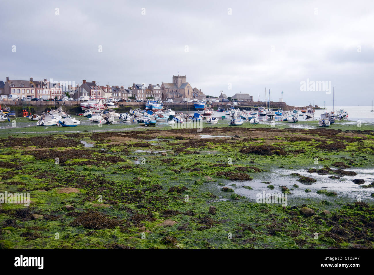 Harbor with low tide Stock Photo Alamy