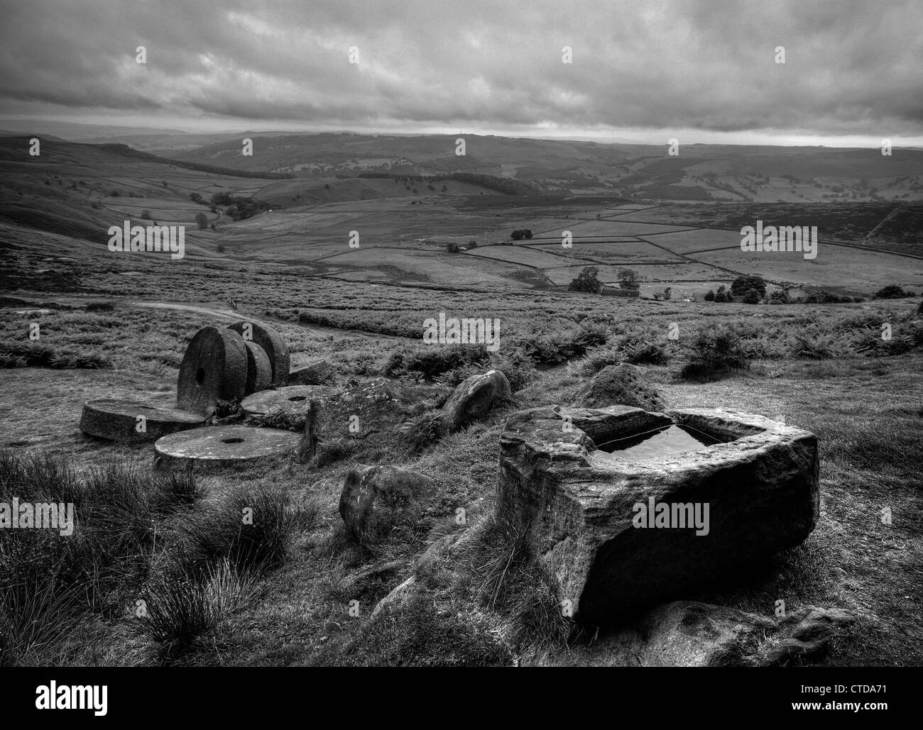 Stanage Edge English Peak District Millstones Stock Photo