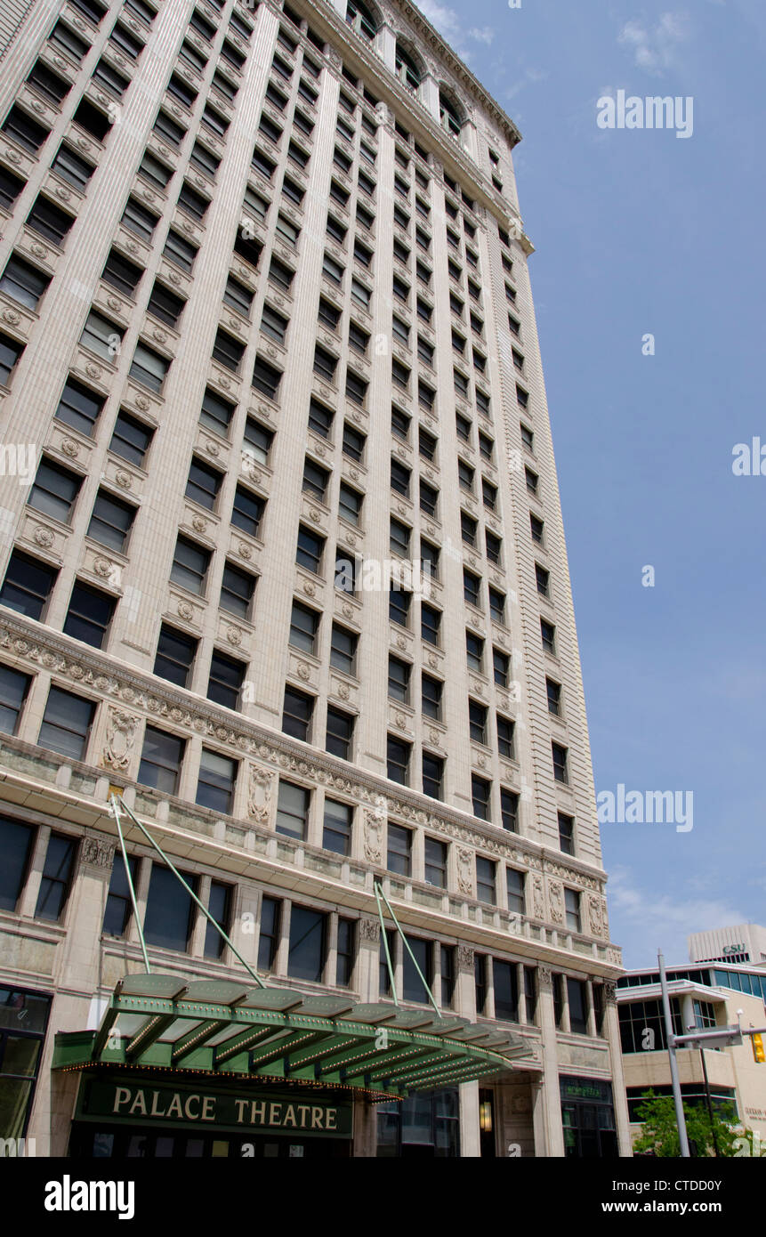 Cleveland palace theatre hi-res stock photography and images - Alamy
