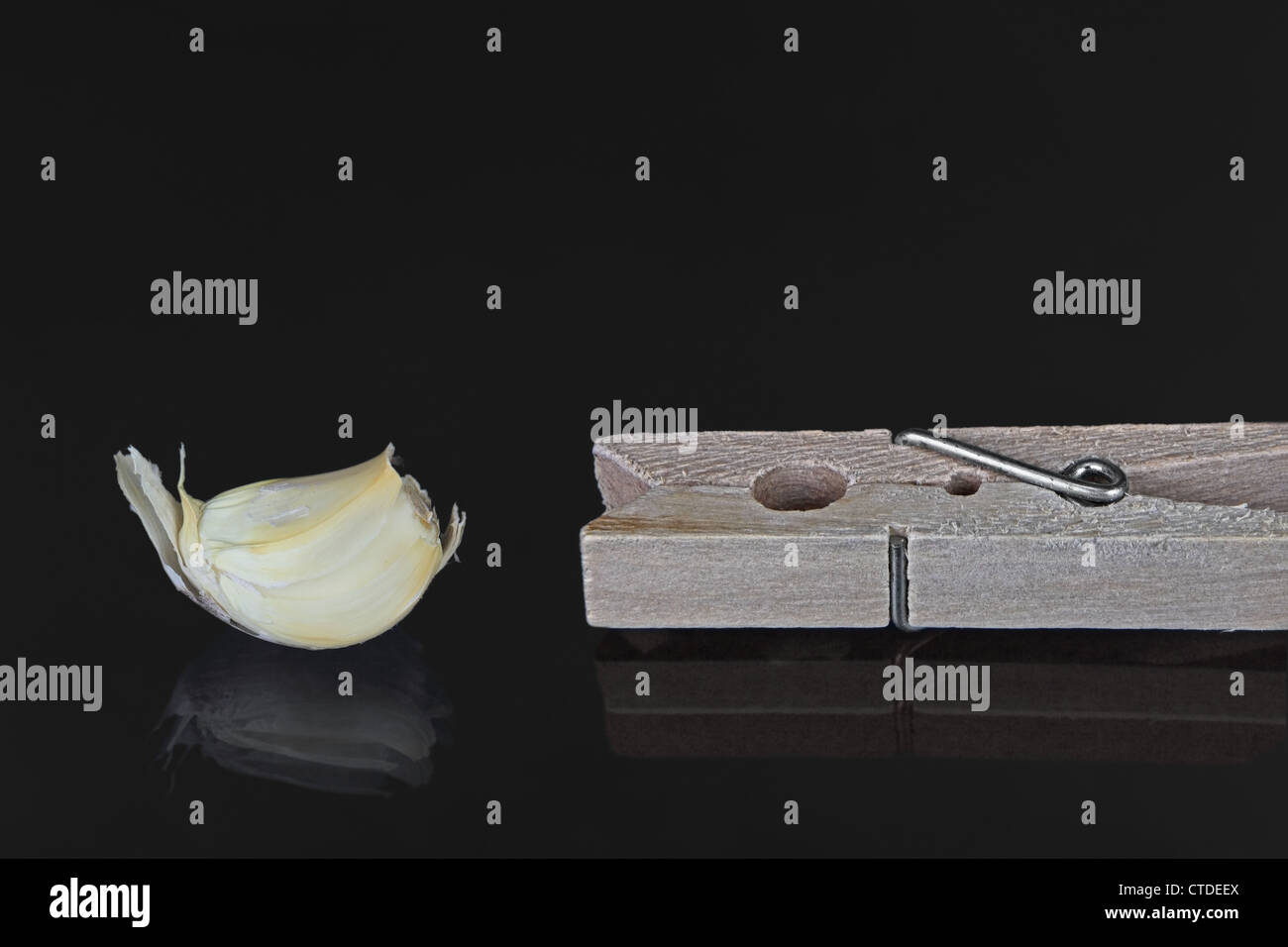 Clothespin nose hires stock photography and images Alamy