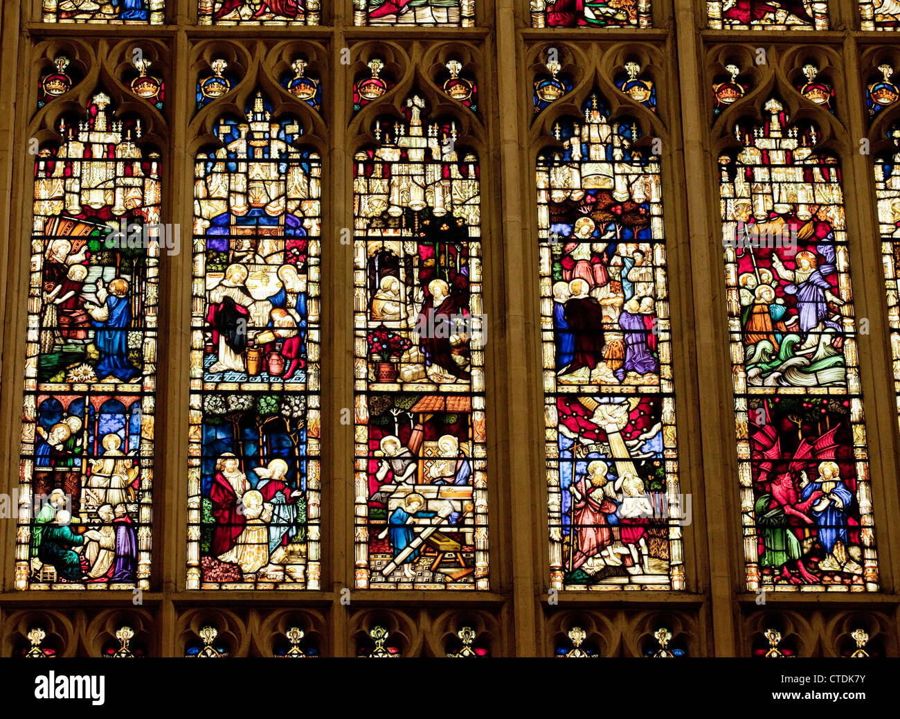 Large stained glass windows hires stock photography and images Alamy