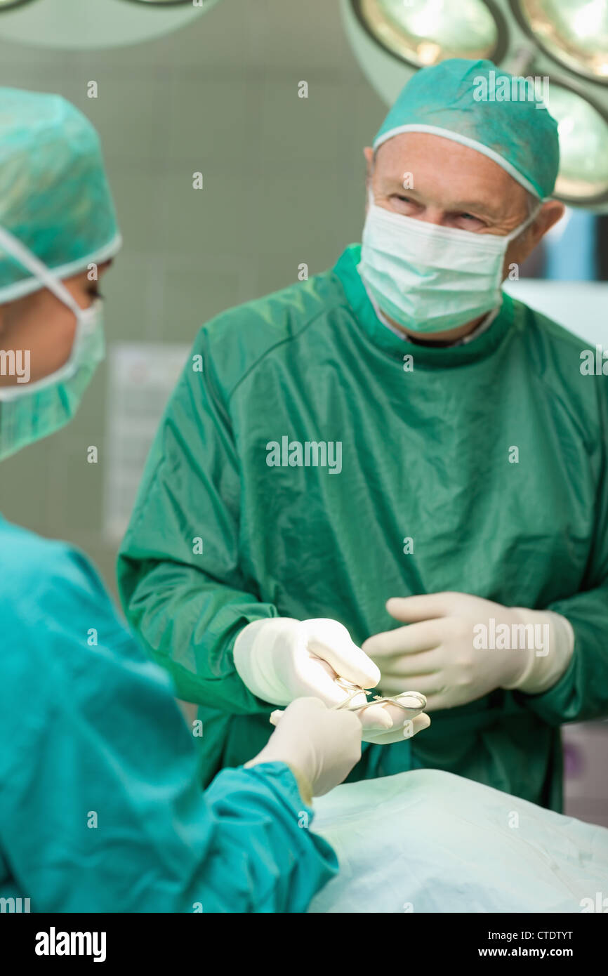 X rays scissors hires stock photography and images Alamy