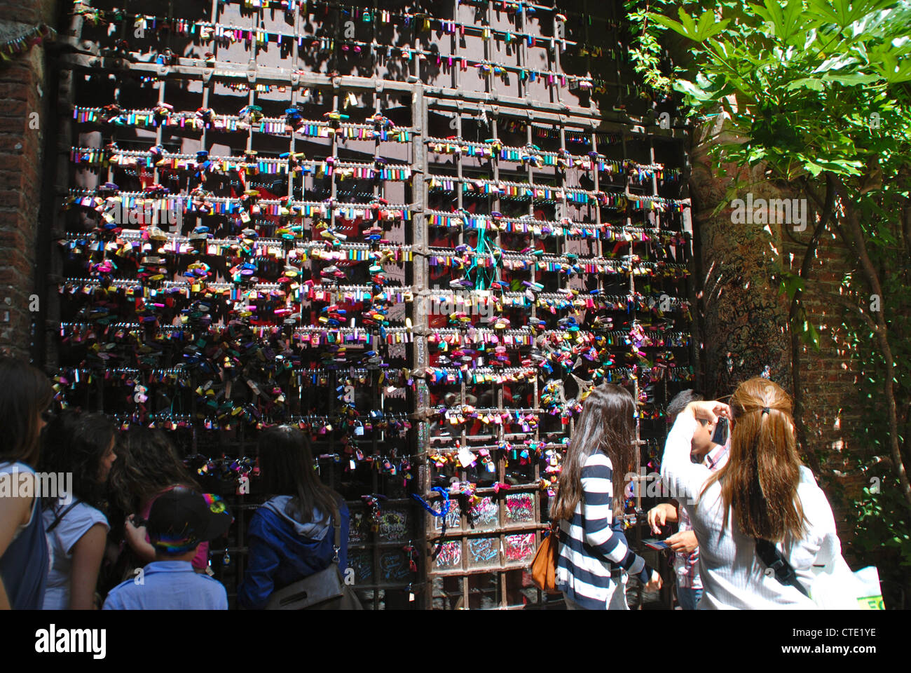 Padlocks Of Love In Casa De Guiletta Stock Photo Alamy padlocks-of-love-in-casa-de-guiletta-stock-photo-alamy