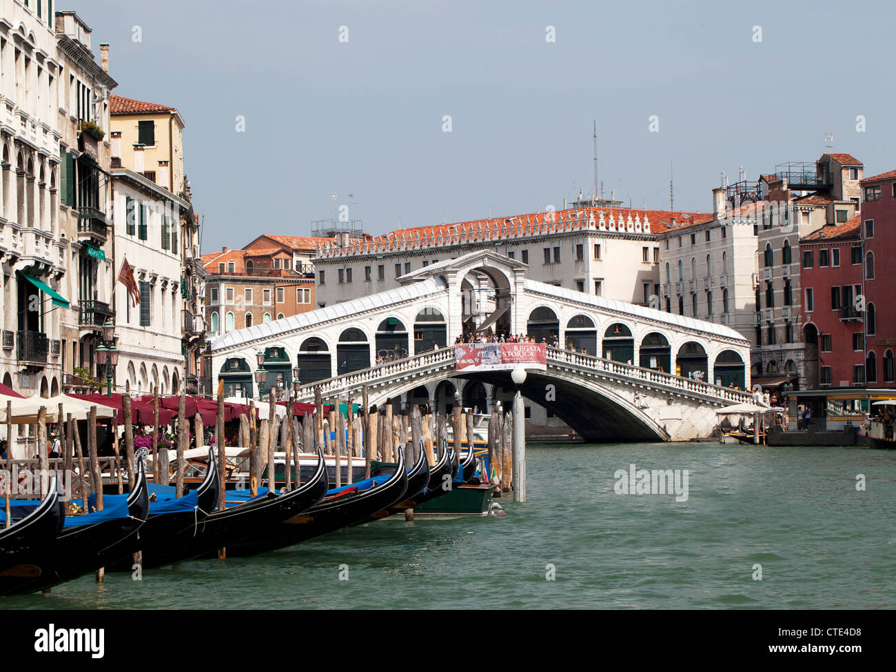 Rialto Bridge in Venice Stock Photo - Alamy