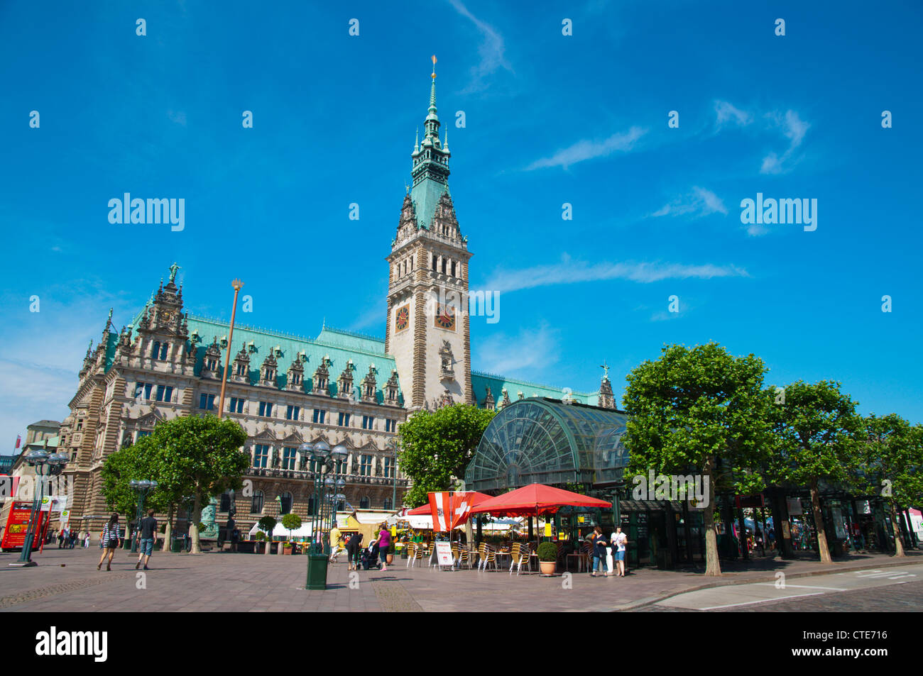 Rathausmarkt the Town Hall square Altstadt old town Hamburg Germany Europe Stock Photo