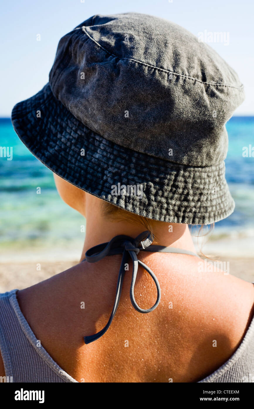 Neck cover sun hat hi-res stock photography and images - Alamy