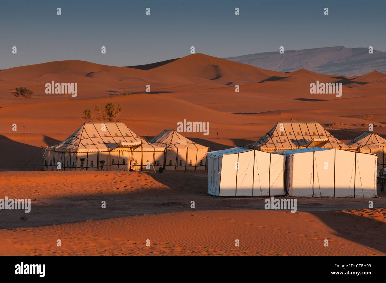 tents at a luxury desert camp in the Sahara at Erg Chigaga, Morocco Stock Photo