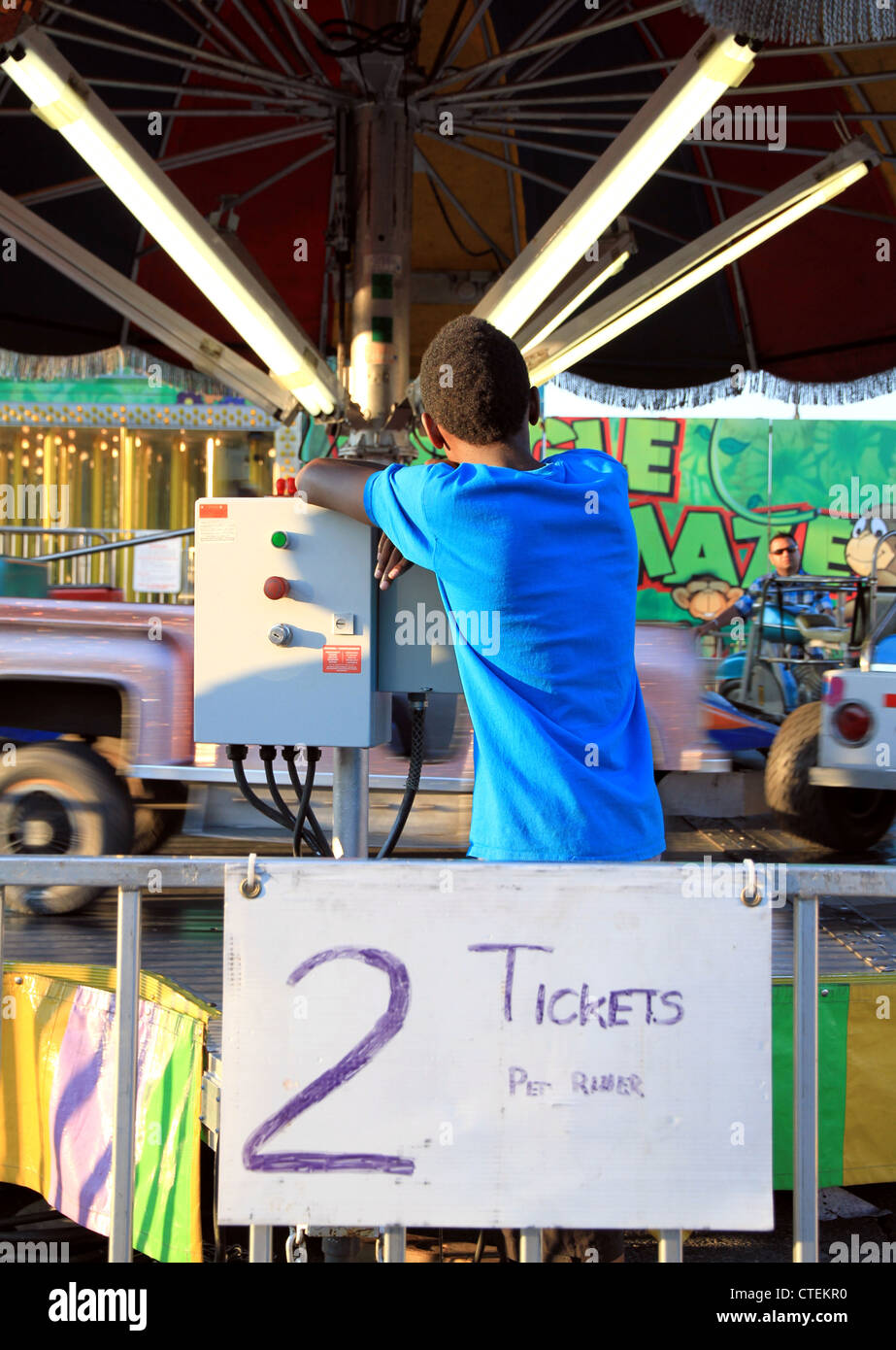 Working carousel in amusement park hi-res stock photography and images ...