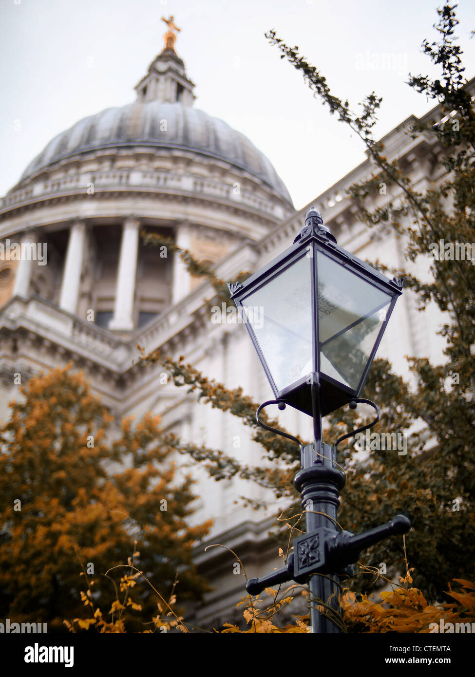 Street lamp london hires stock photography and images Alamy