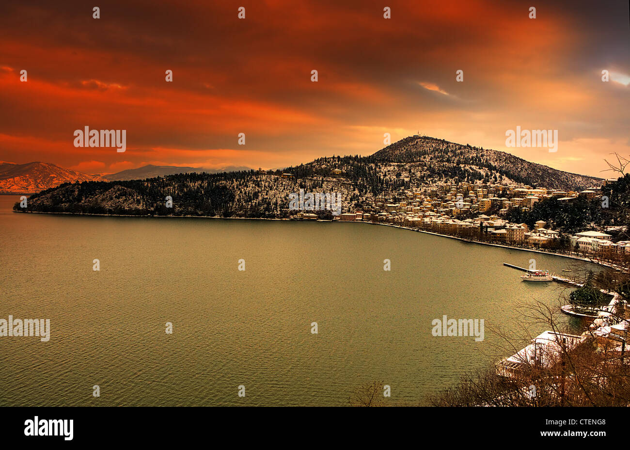 Snowy city, Kastoria Makedonia, Greece near the lake with red cloudy sky  Stock Photo - Alamy