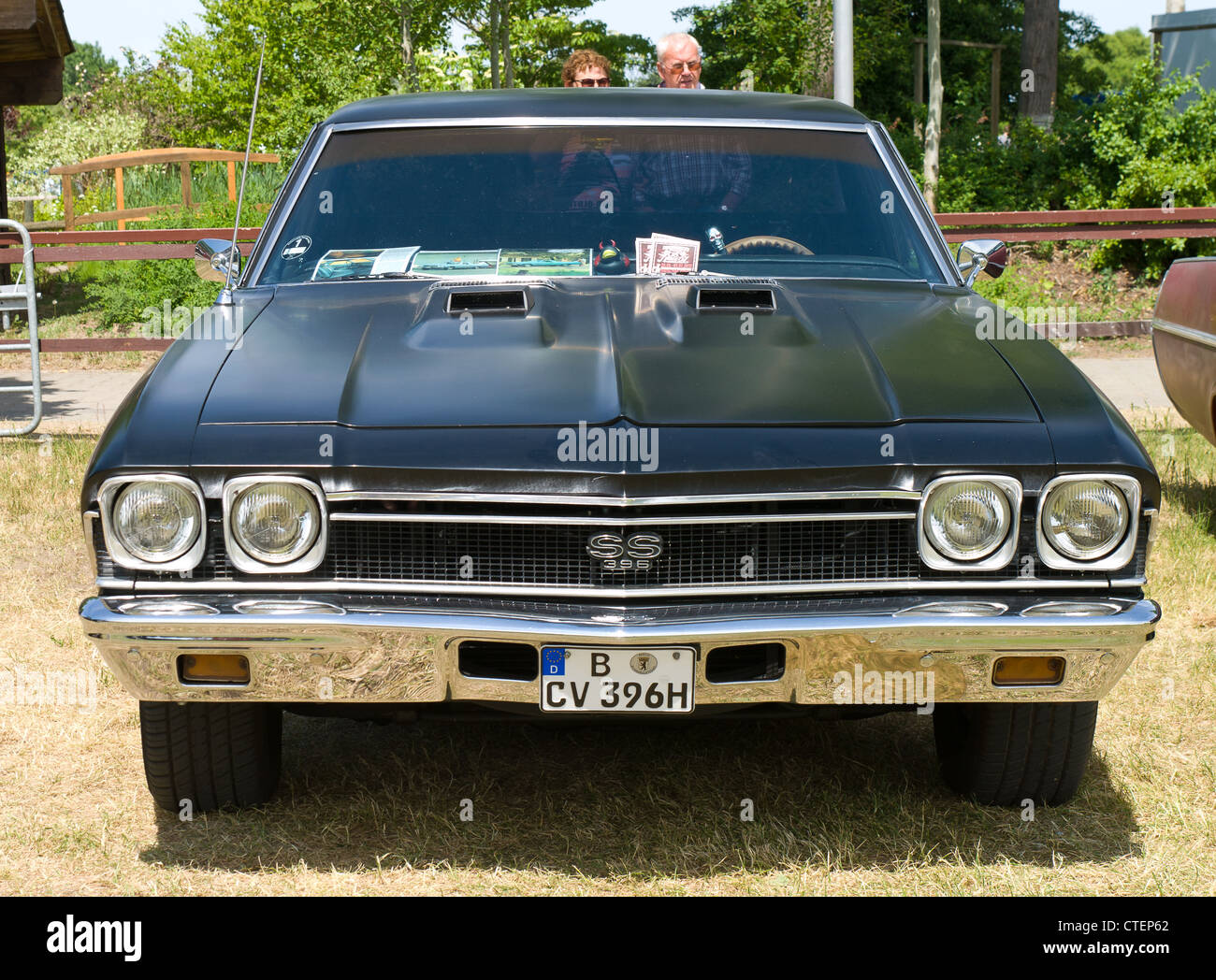 Ss 396 hi-res stock photography and images - Alamy