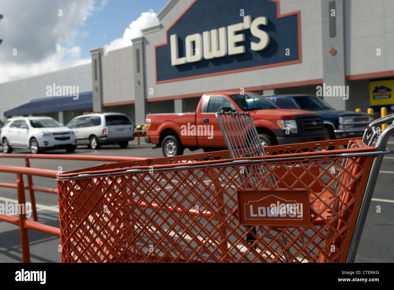 Lowe's Home Improvement Store USA Stock Photo