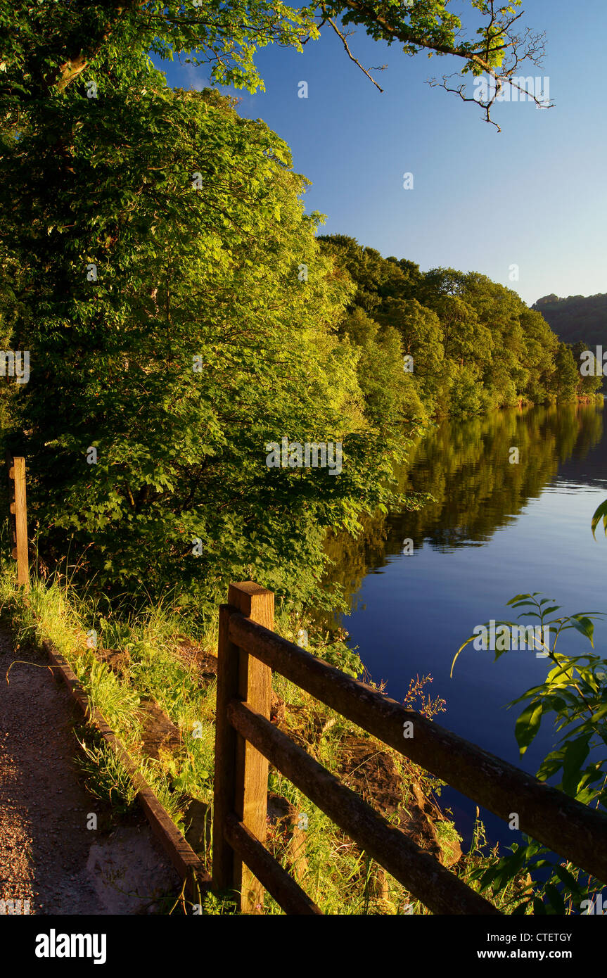 UK,South Yorkshire,Peak District,Near Sheffield,Damflask Reservoir at