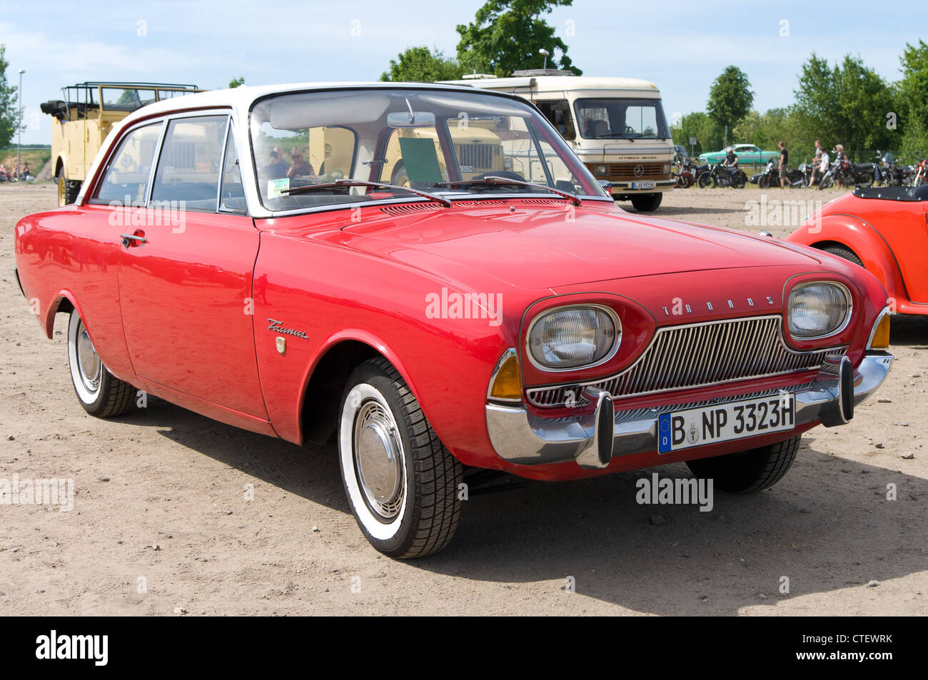 Ford taunus 17m p3 hi-res stock photography and images - Alamy
