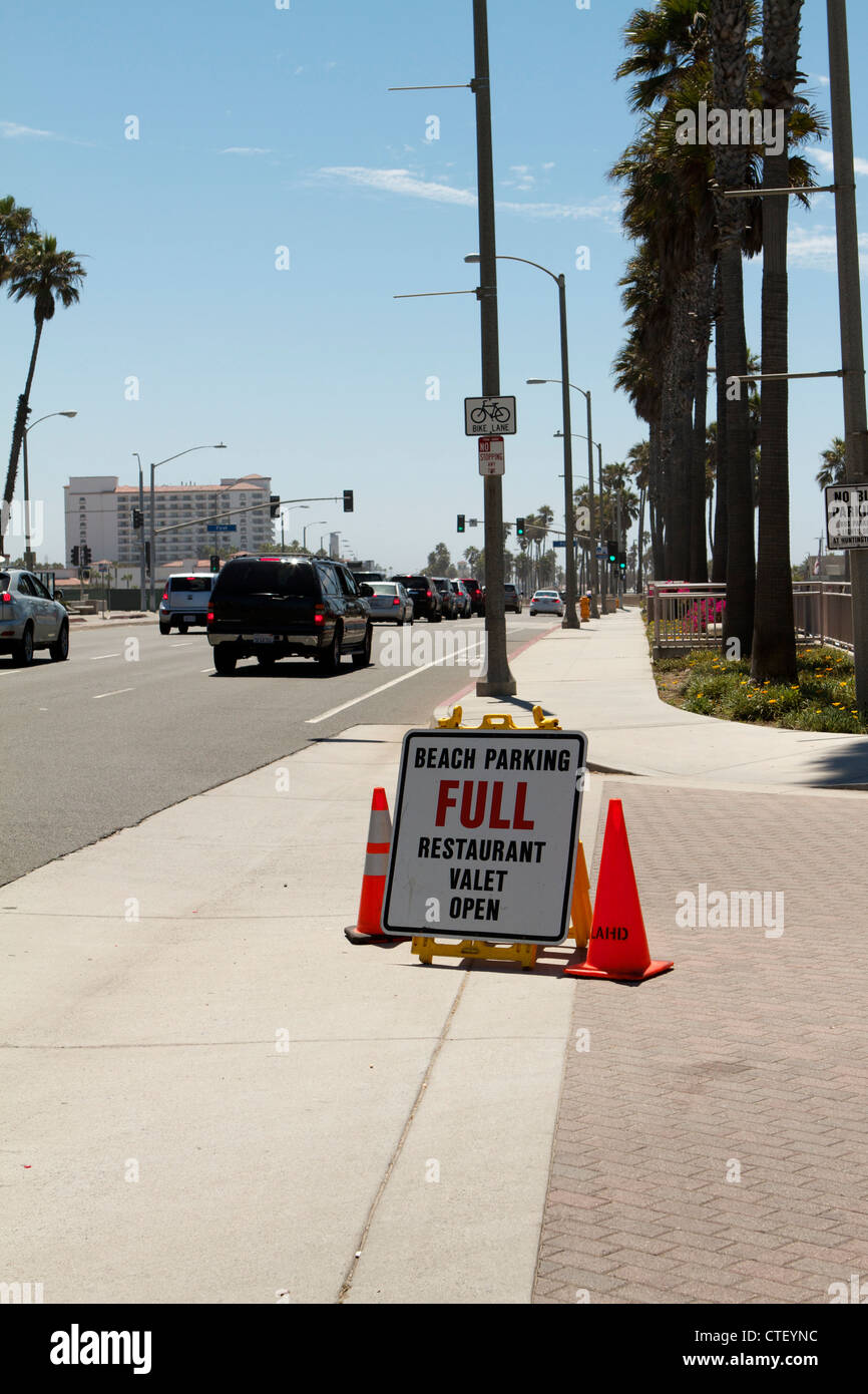 Huntington Beach venue of the US open of surfing. Beach parking full