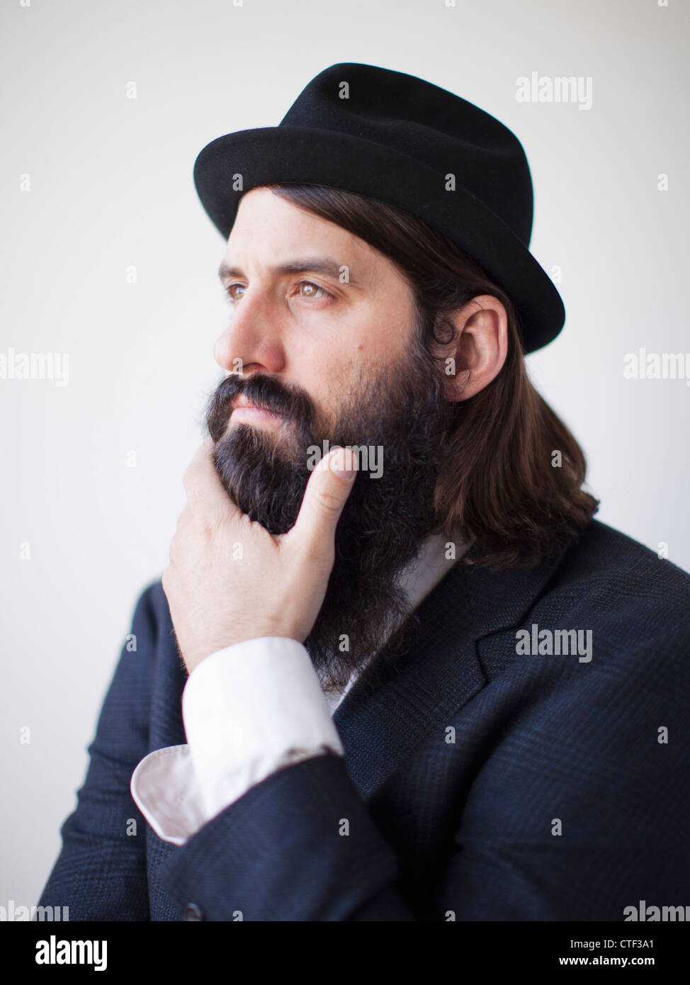 Profile shot young bearded hi-res stock photography and images - Alamy