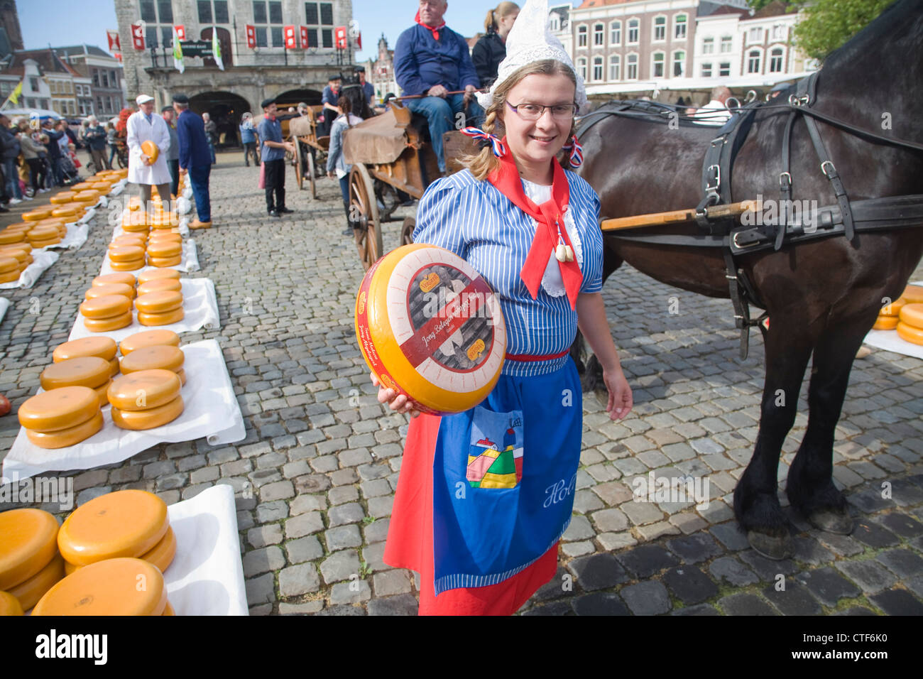 Gouda cheese market Netherlands Stock Photo Alamy