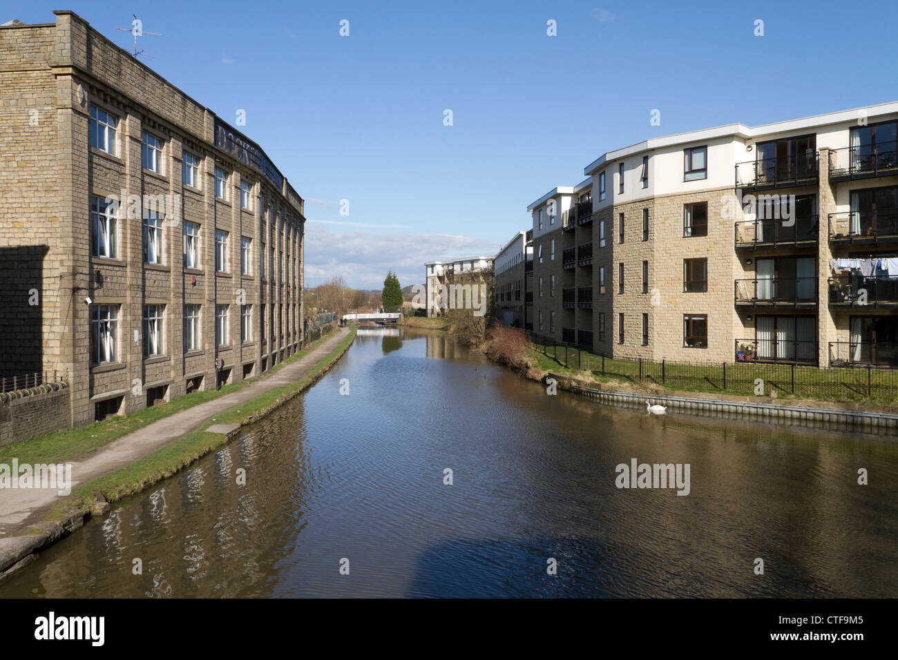 Amber Wharf apartments, by the Leeds Liverpool Canal at Shipley Stock