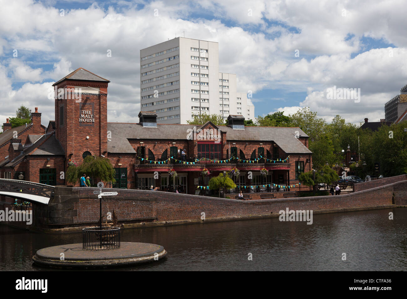The Malt House pub on the canalside in Birmingham UK. President Bill Clinton had a drink here during a visit to the city. Stock Photo