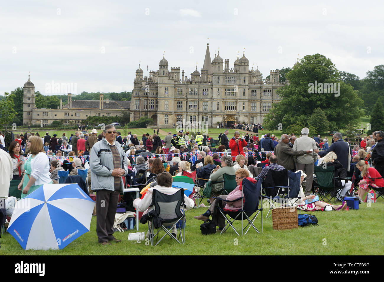 Crowds at Burghley House for Queen's Jubilee Picnic, June 2012. Stock Photo