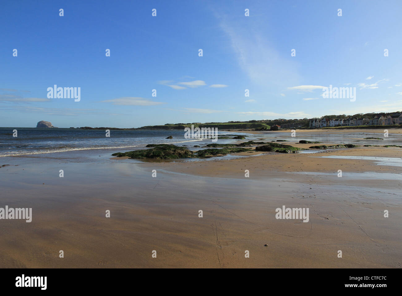 North berwick beach hires stock photography and images Alamy