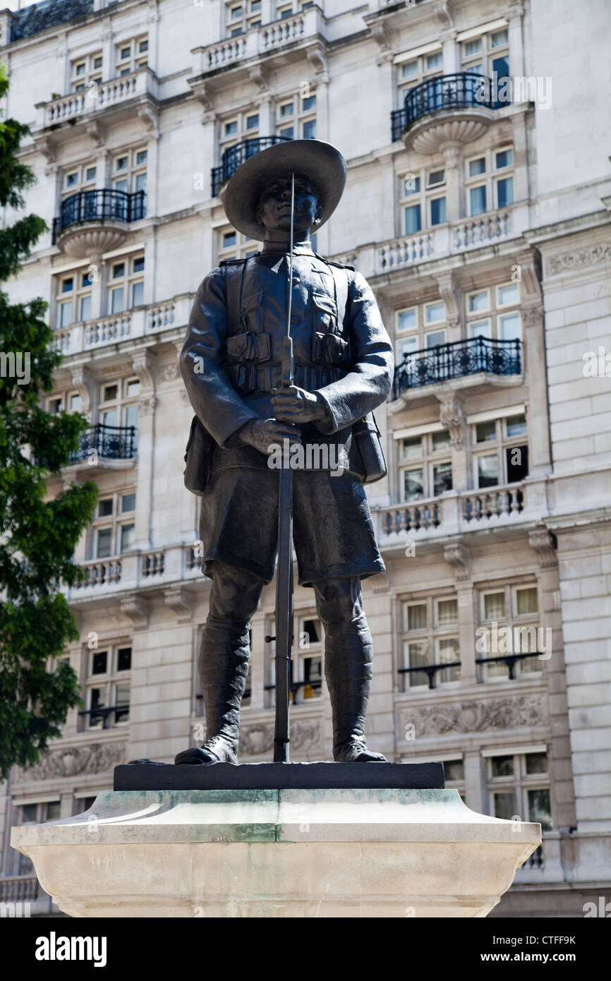 The Gurkha Soldier Monument on Horse Guards Avenue - Whitehall Stock Photo