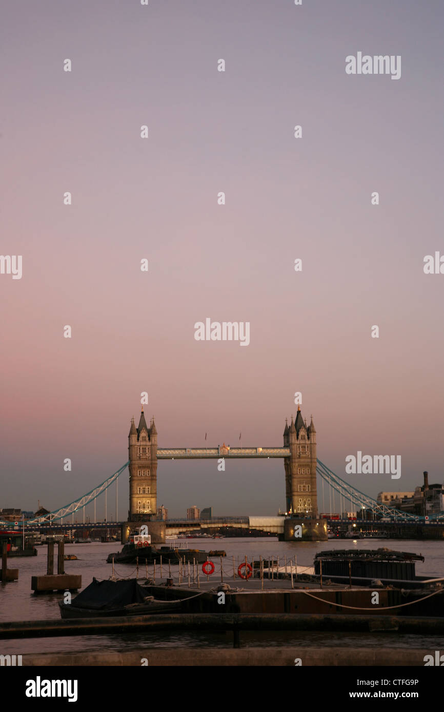 Tower Bridge at Night, London Night View Stock Photo - Alamy