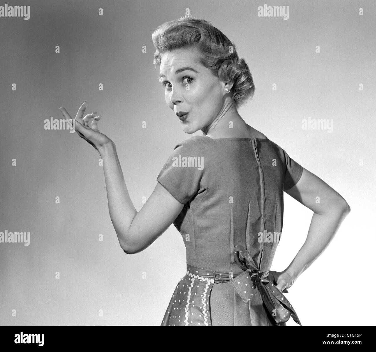 1940S 1950S Smiling Woman Wearing Black And White Checked Waitress