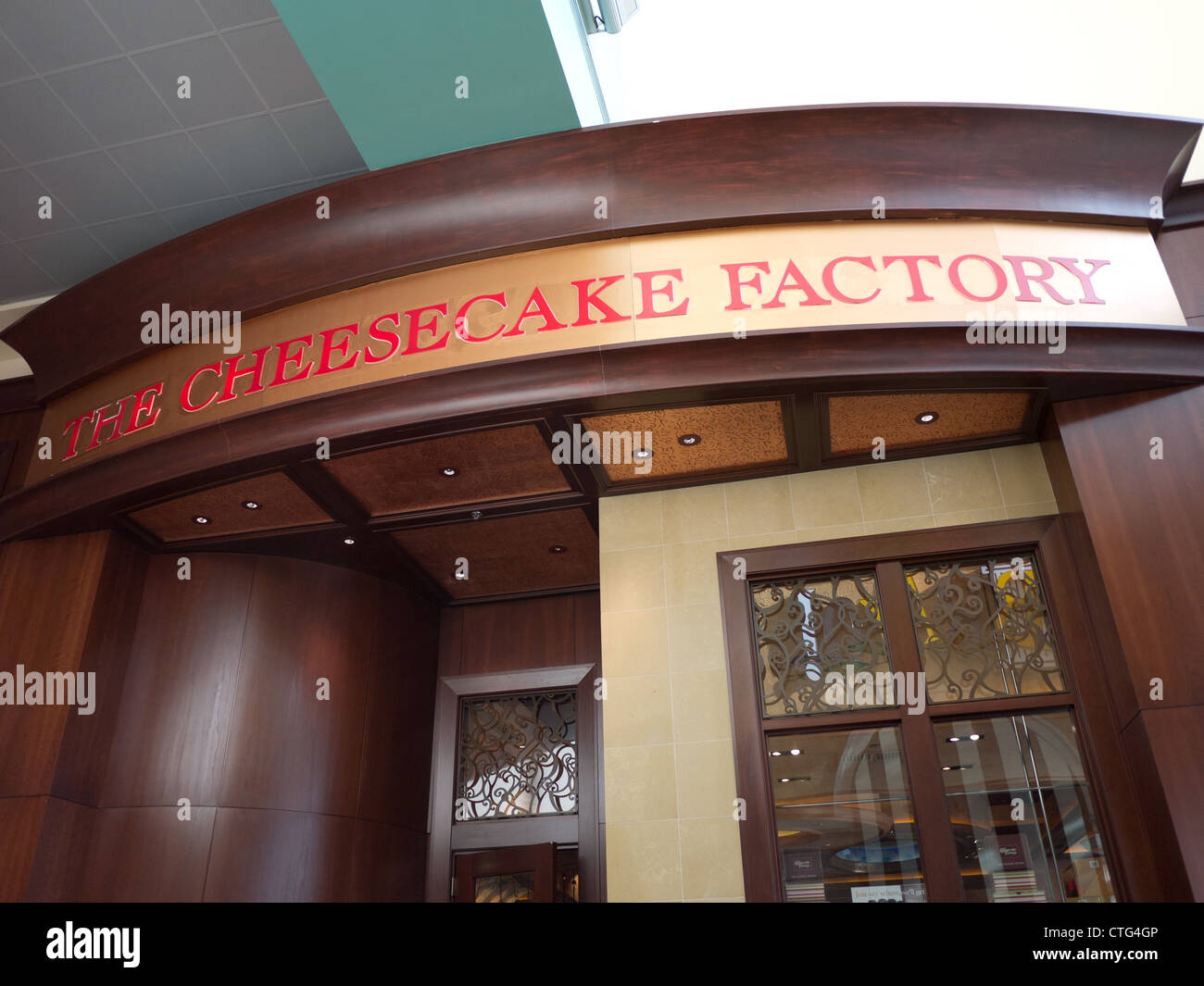 Cheesecake factory hires stock photography and images Alamy