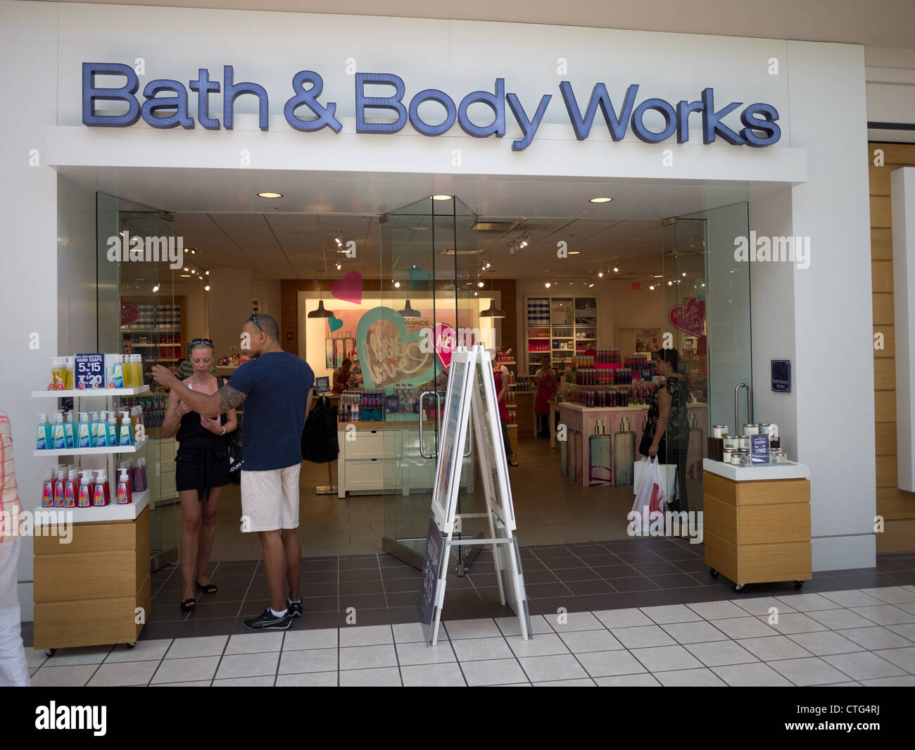 bath and body works palm beach outlet mall