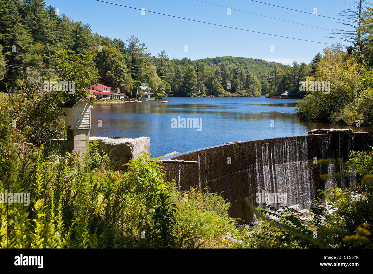 Lake sequoyah nc hires stock photography and images Alamy