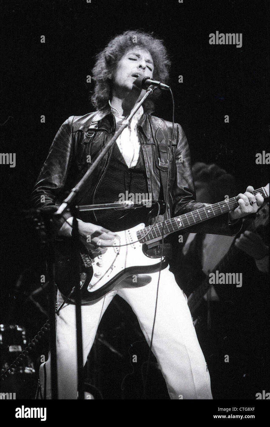 009270 - Bob Dylan in concert at Earls Court, London in June 1978 Stock Photo