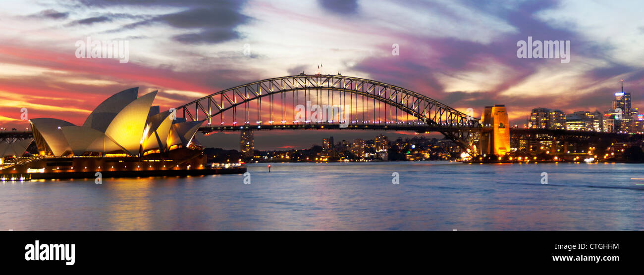 Visiting sydney hi-res stock photography and images - Alamy