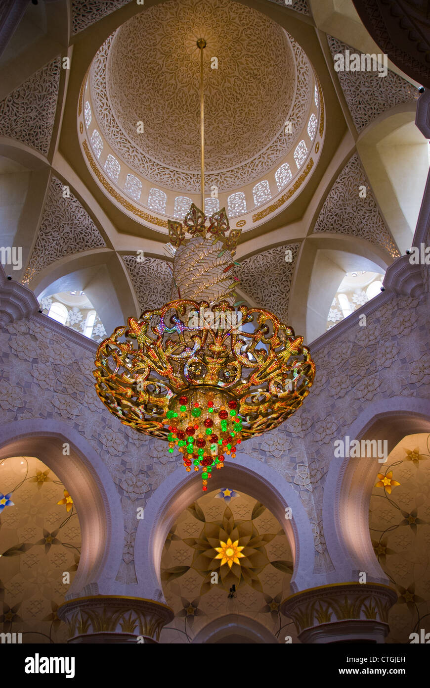 interior of Grand Mosque, Abu Dhabi. UAE Stock Photo - Alamy