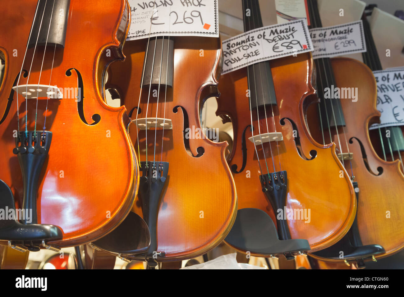 Violins hires stock photography and images Alamy