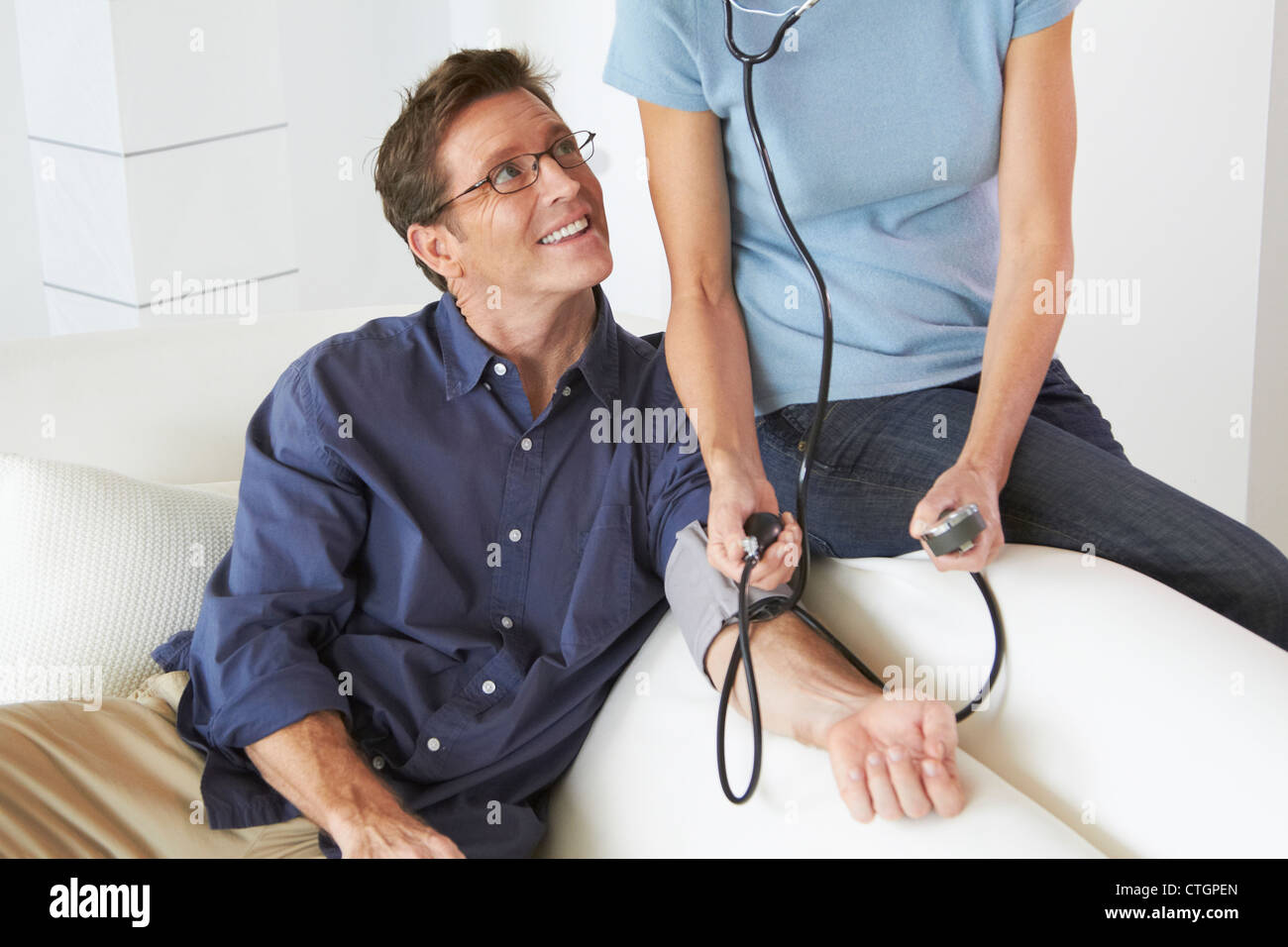 Blood pressure hi-res stock photography and images - Alamy
