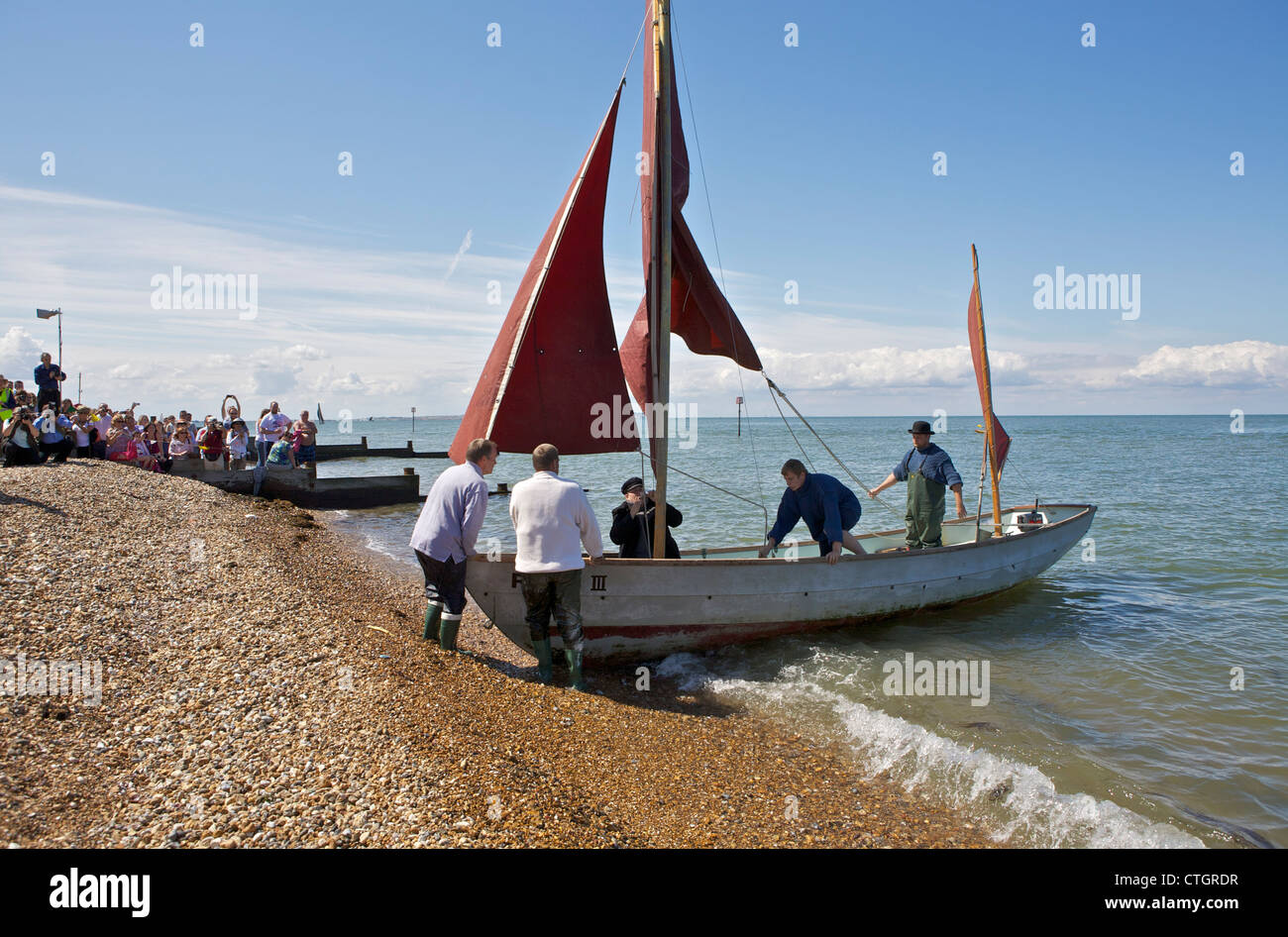 Landing of the oysters at Whitstable Stock Photo Alamy
