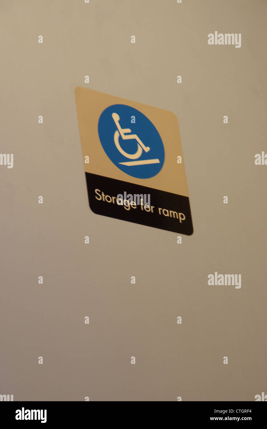 Disabled access sign Stock Photo - Alamy