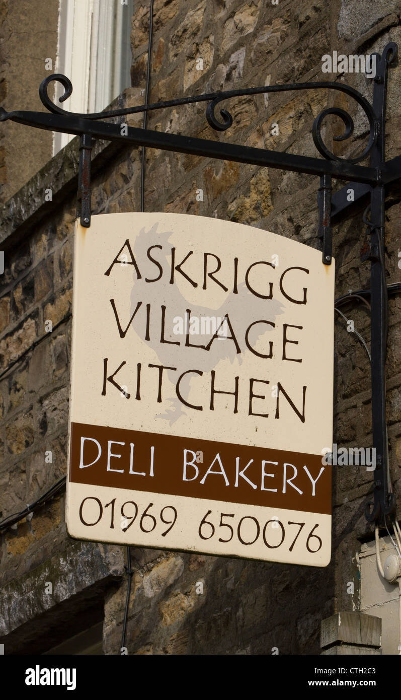 Askrigg Village Kitchen Del And Bakery In The North Yorkshire